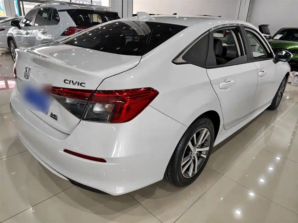 Honda Civic — фото 7