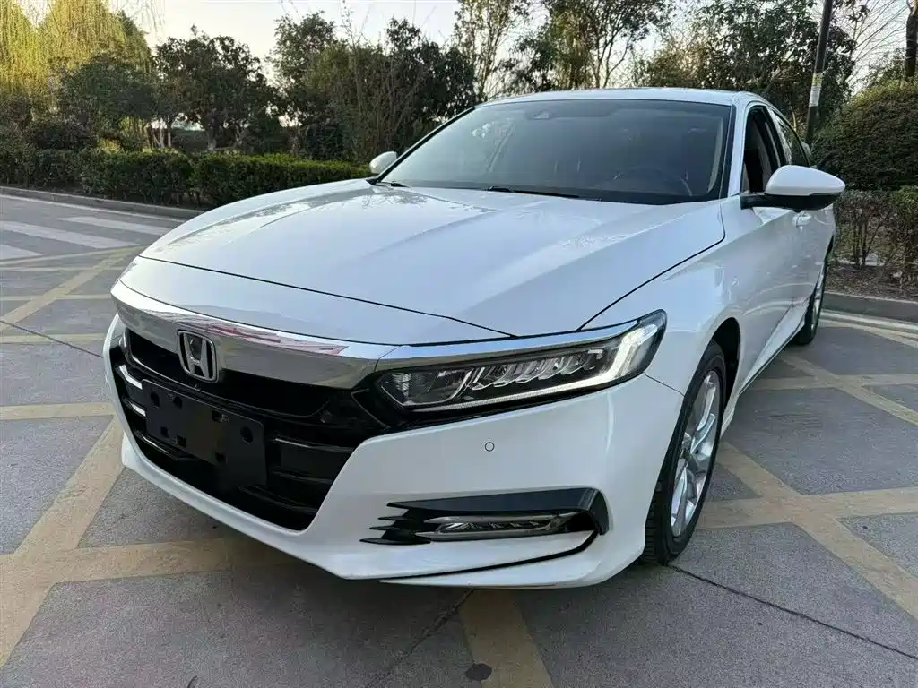 Honda Accord — фото 2