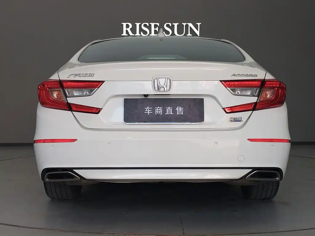 Honda Accord — фото 7