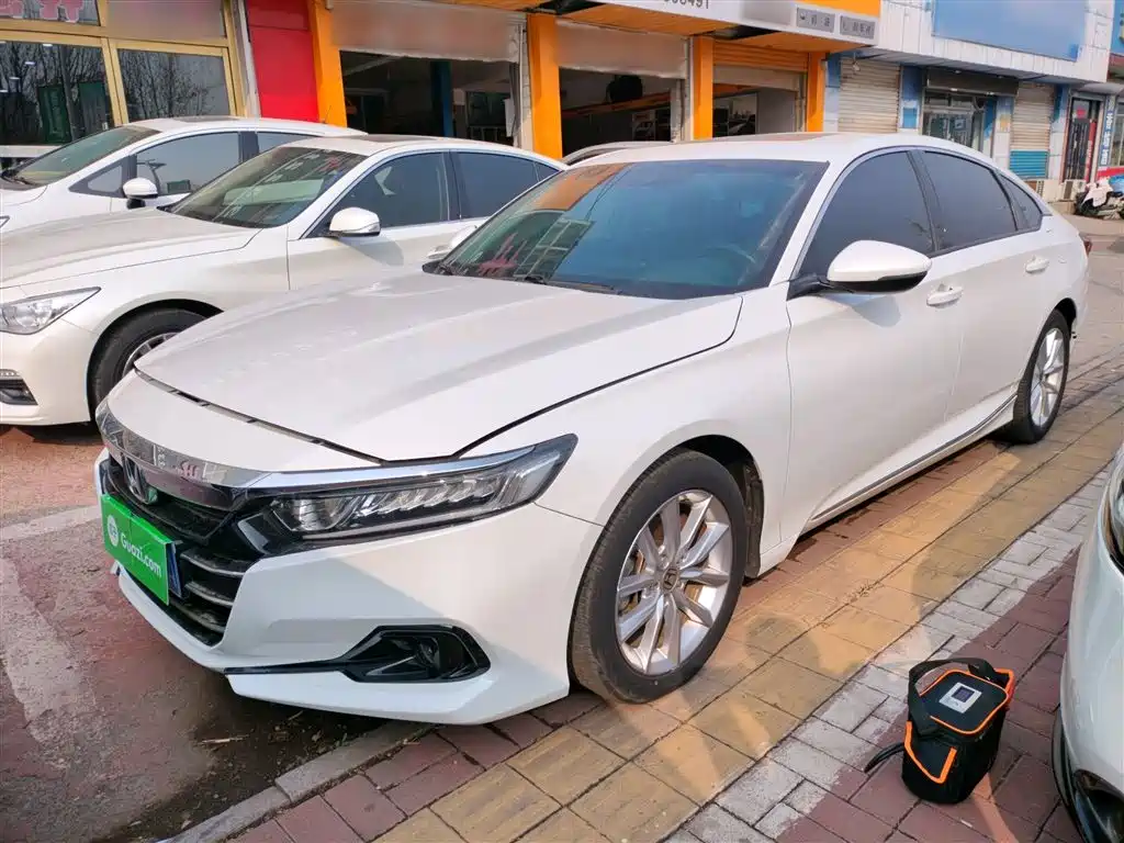 Honda Accord — фото 2