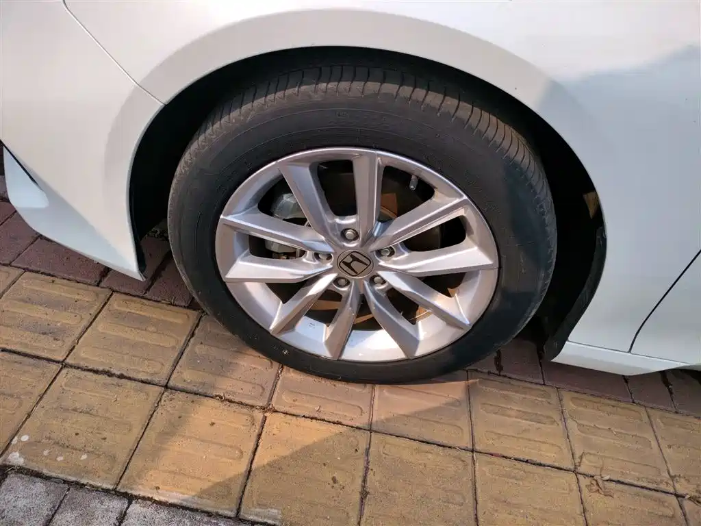 Honda Accord — фото 23