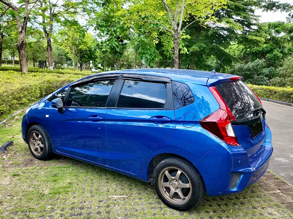 Honda Fit — фото 33