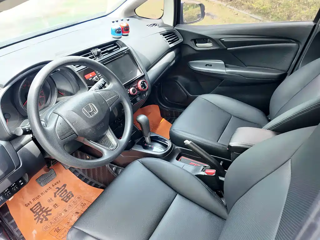 Honda Fit — фото 36