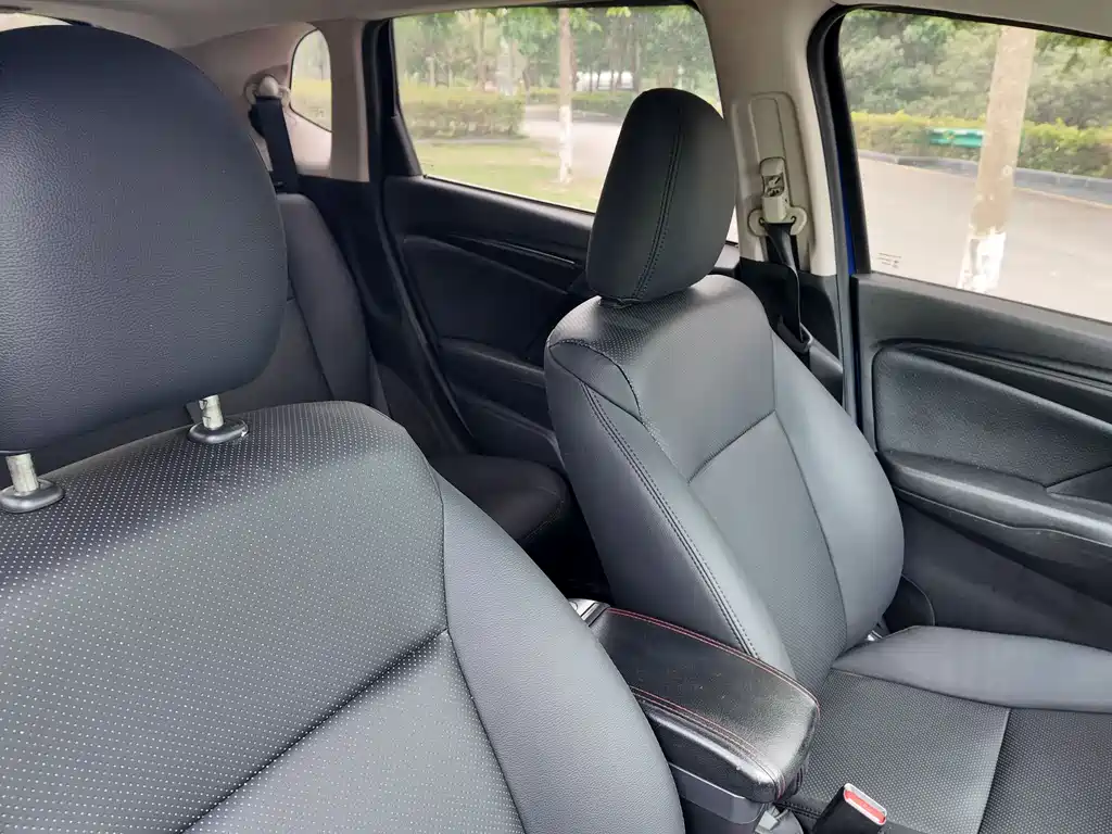 Honda Fit — фото 47
