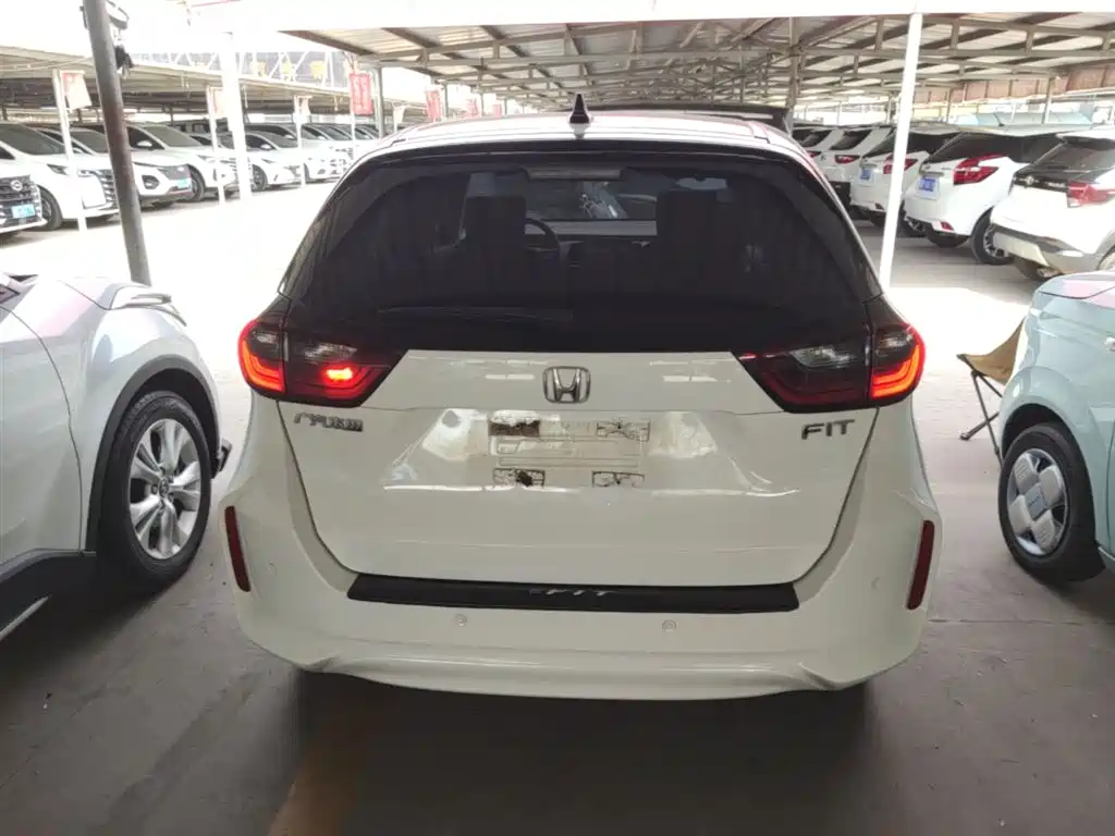 Honda Fit — фото 6