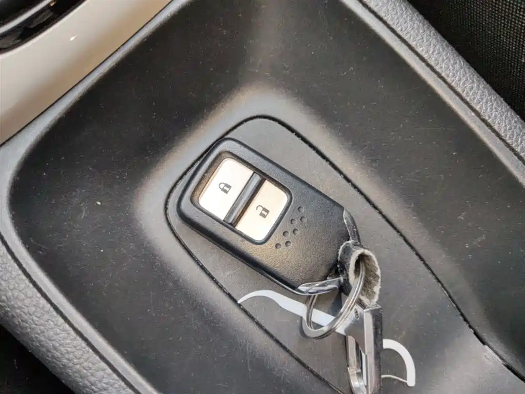Honda Fit — фото 9