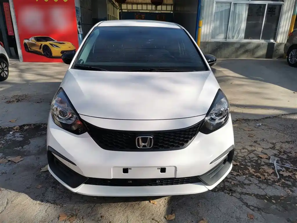 Honda Fit — фото 3
