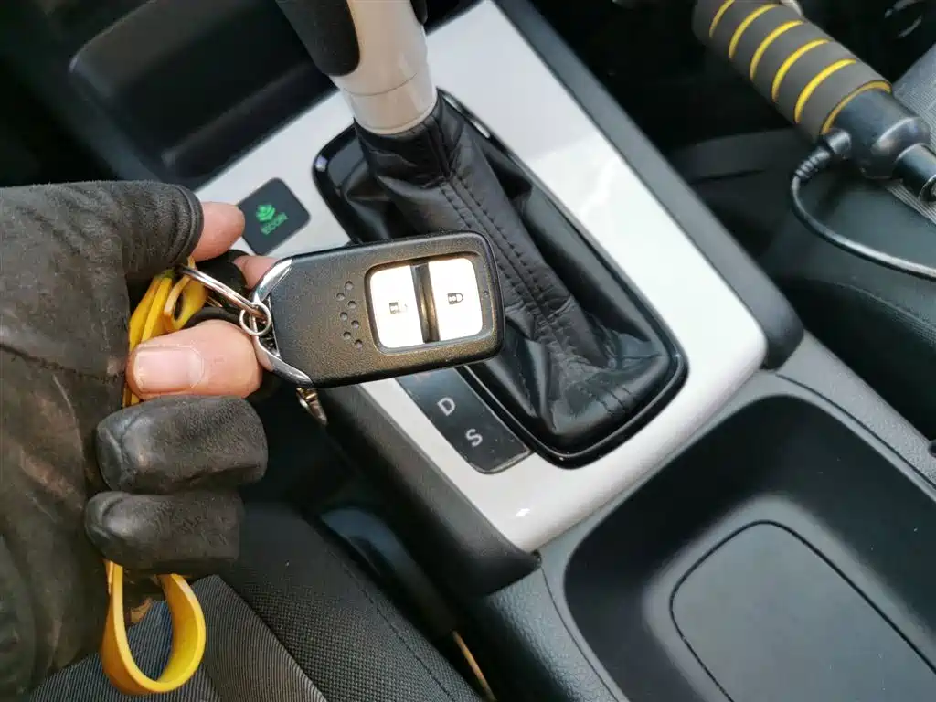 Honda Fit — фото 9