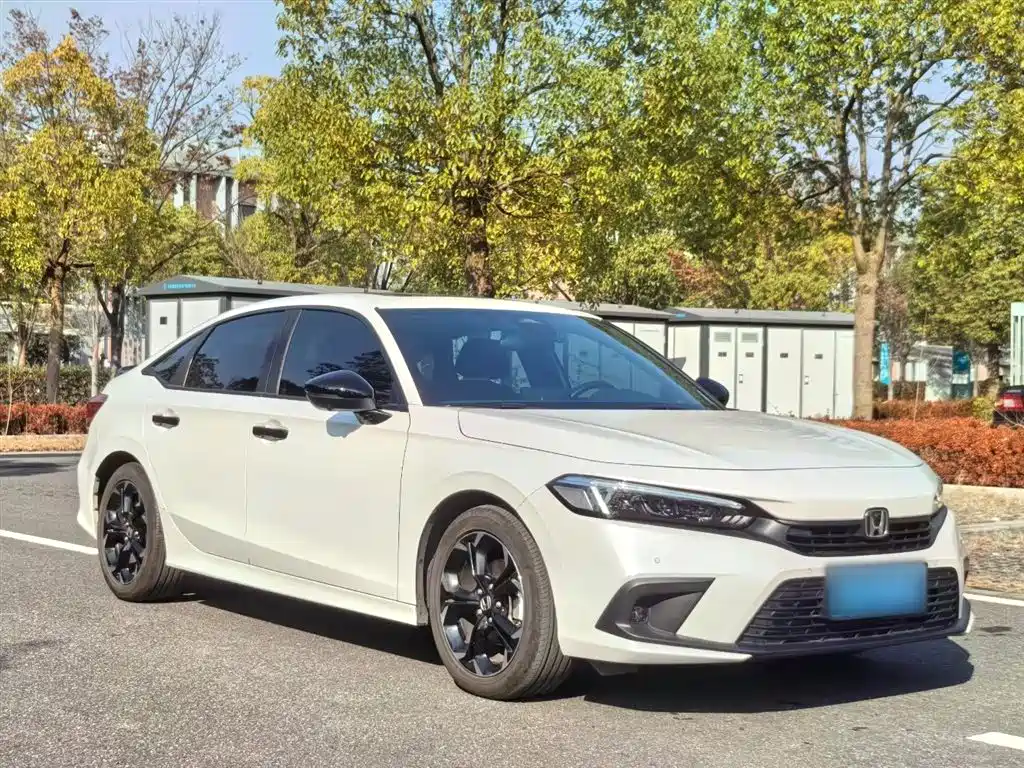 Honda Civic — фото 13