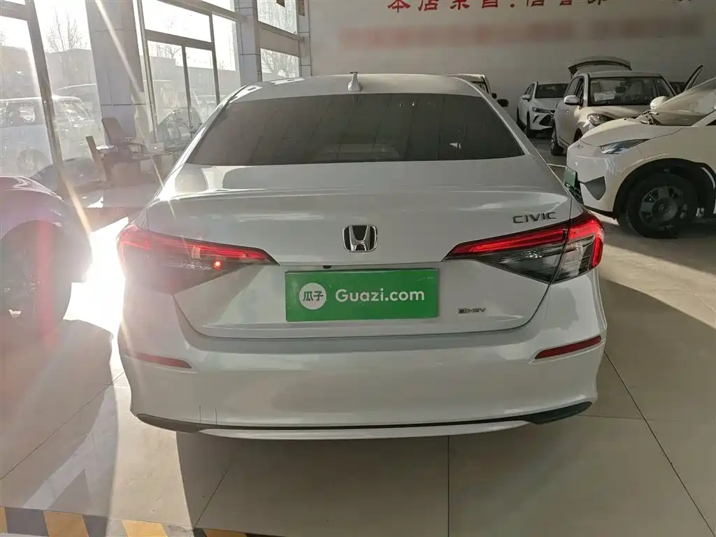 Honda Civic — фото 6