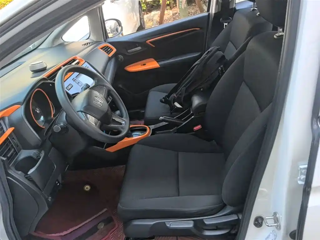Honda Fit — фото 15