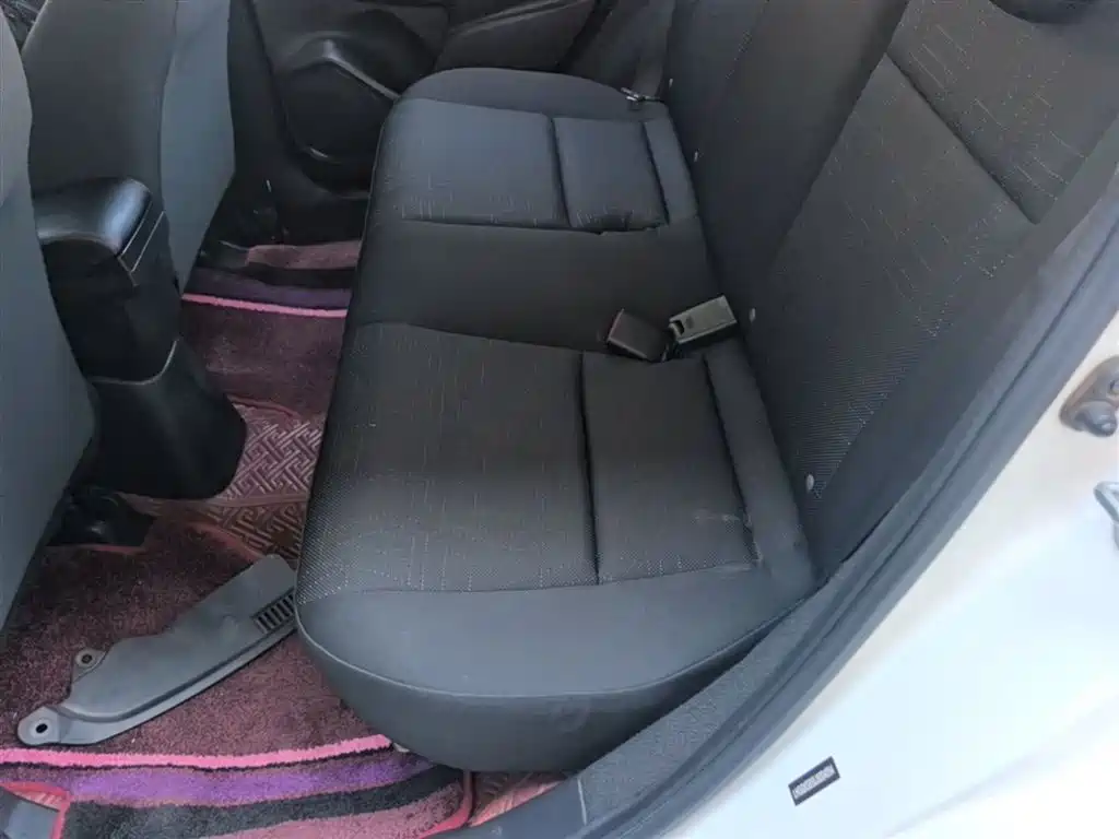 Honda Fit — фото 17