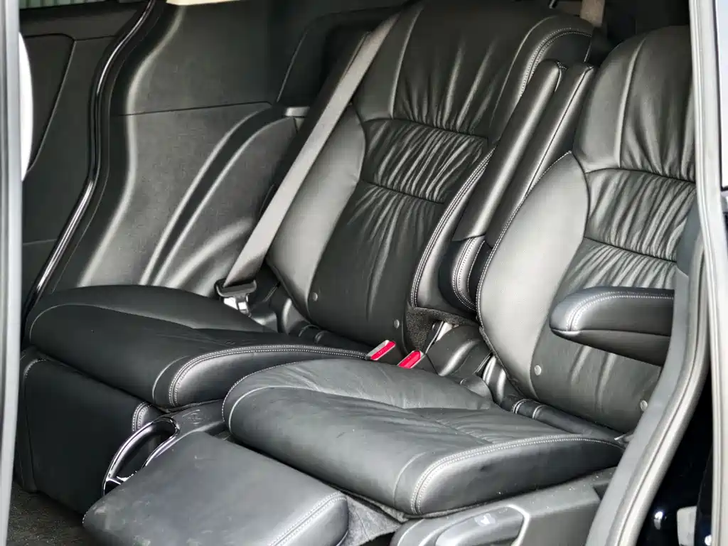 Honda Odyssey — фото 14