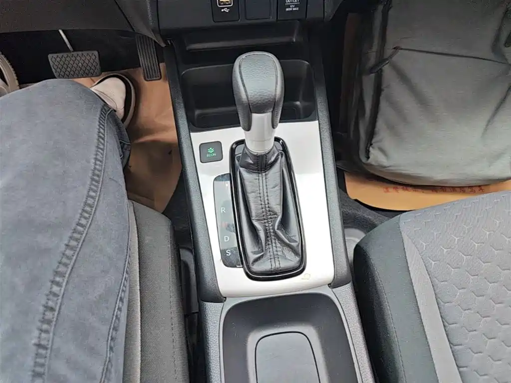 Honda Fit — фото 14