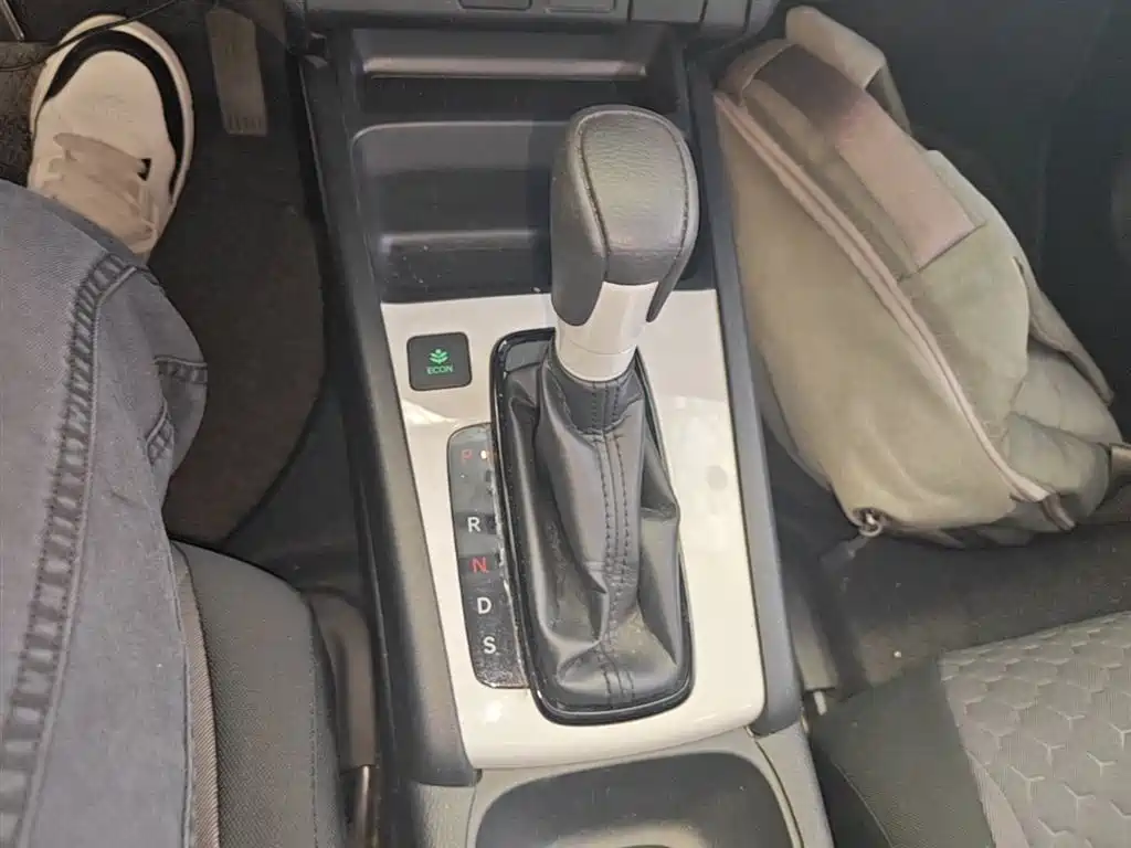 Honda Fit — фото 14
