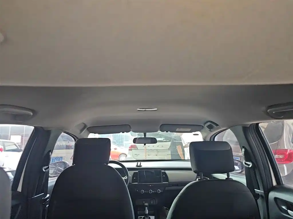 Honda Fit — фото 18