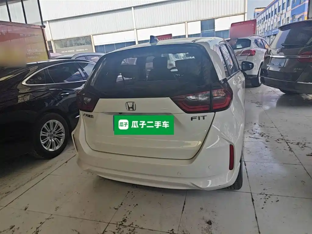 Honda Fit — фото 6