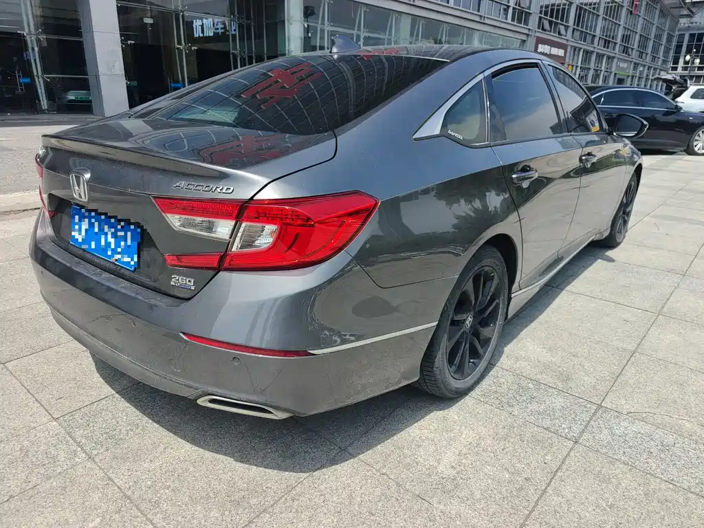 Honda Accord — фото 2