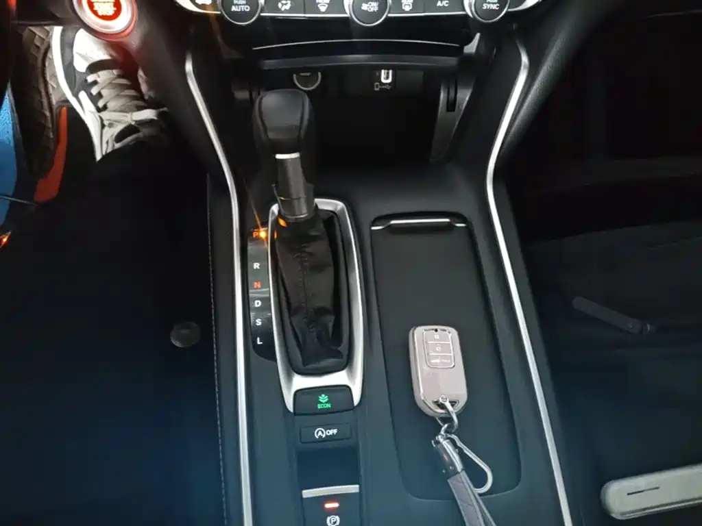Honda Inspire — фото 14