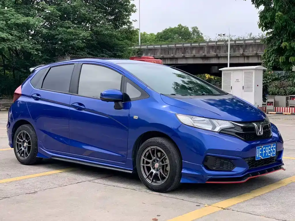 Honda Fit — фото 3