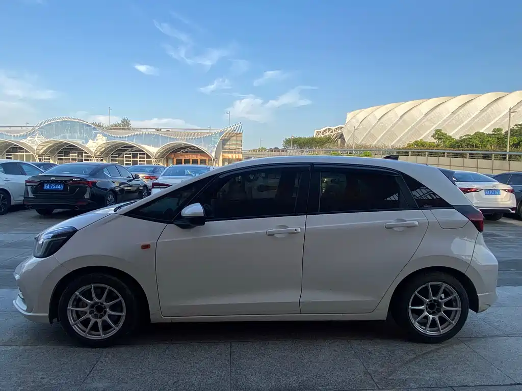 Honda Fit — фото 3