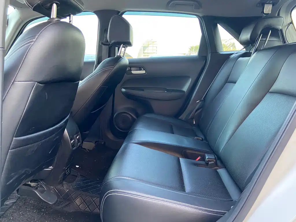 Honda Fit — фото 10