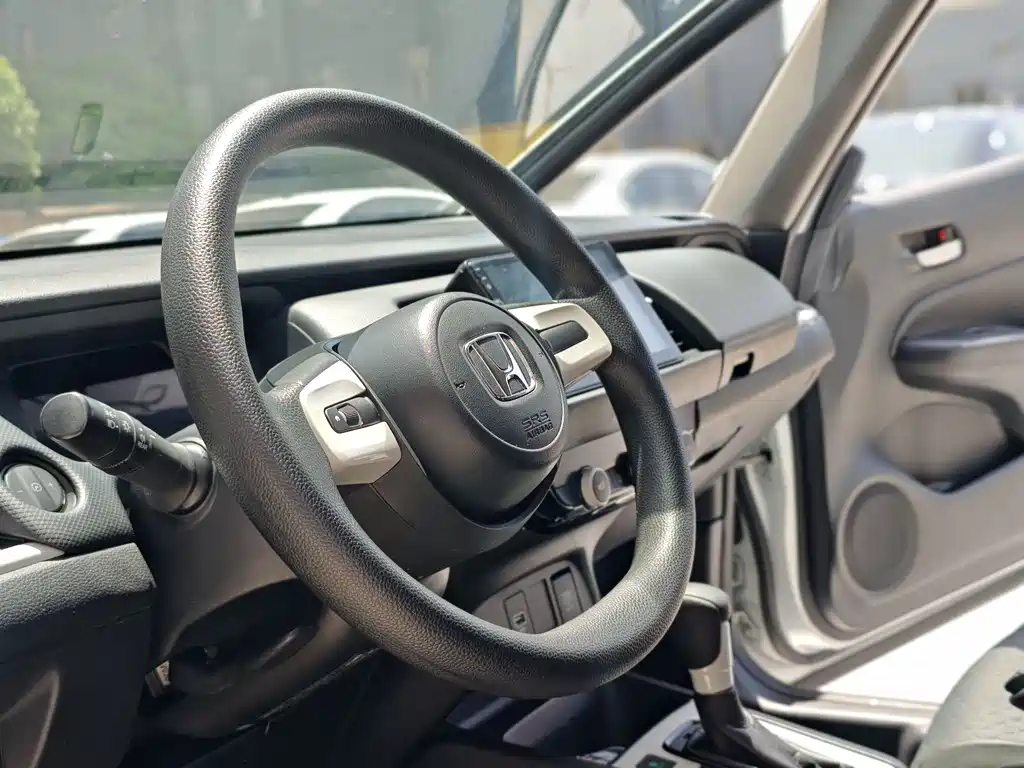 Honda Fit — фото 8