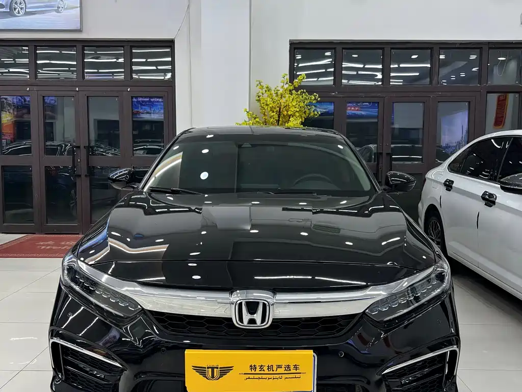 Honda Inspire — фото 2