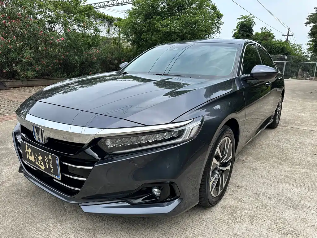 Honda Accord — фото 4