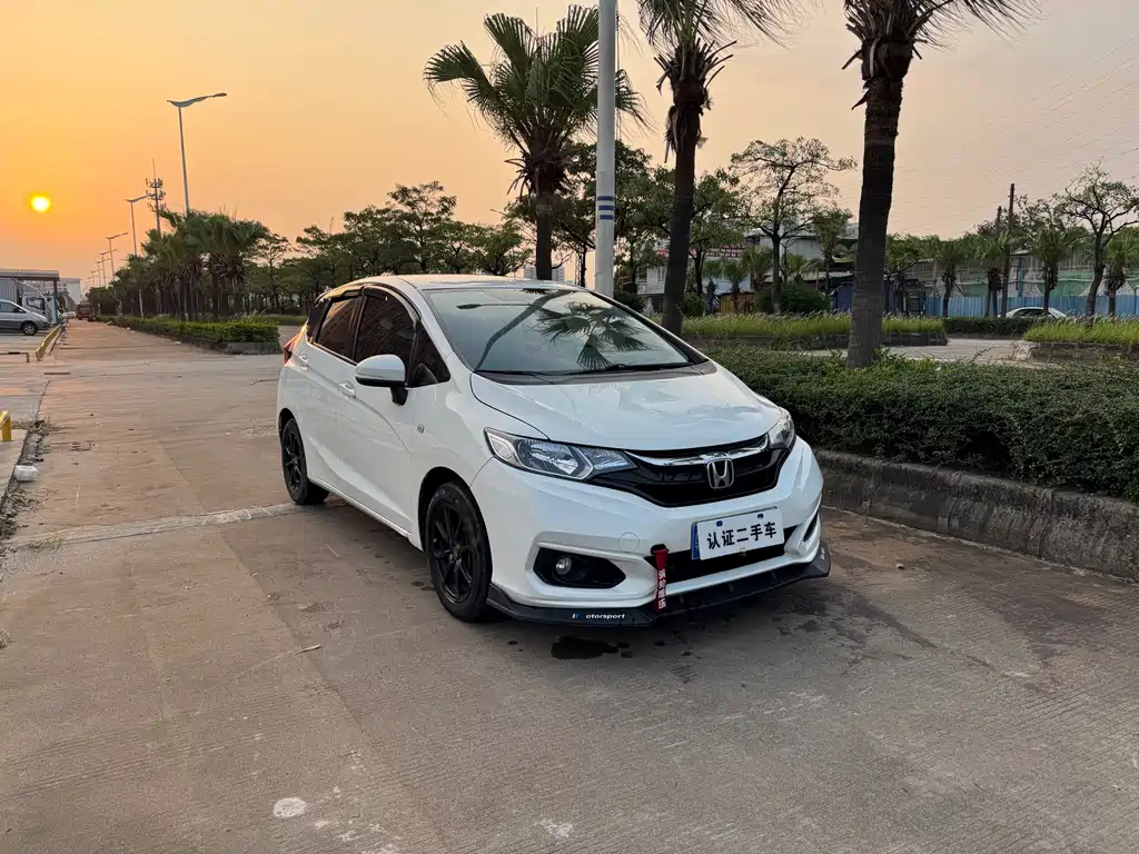 Honda Fit — фото 3