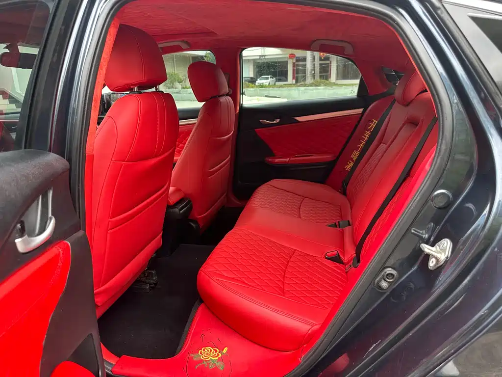 Honda Civic — фото 6