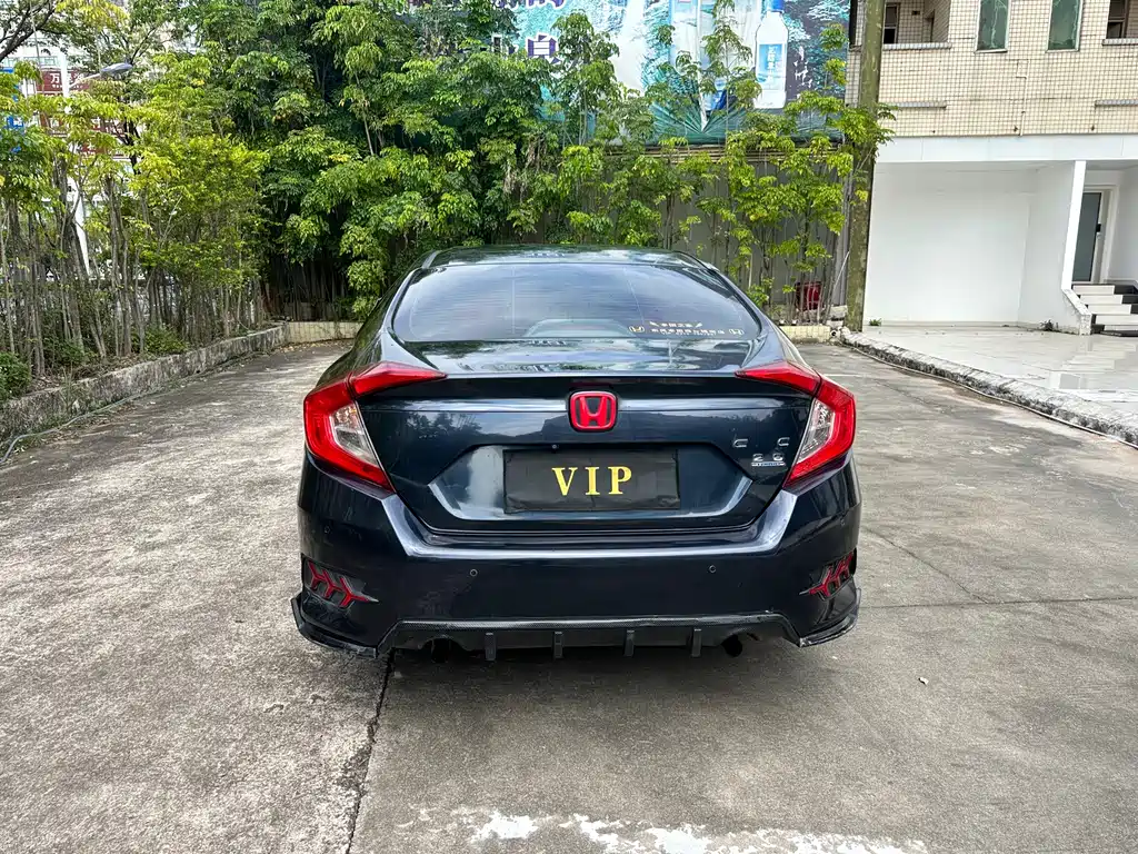 Honda Civic — фото 8