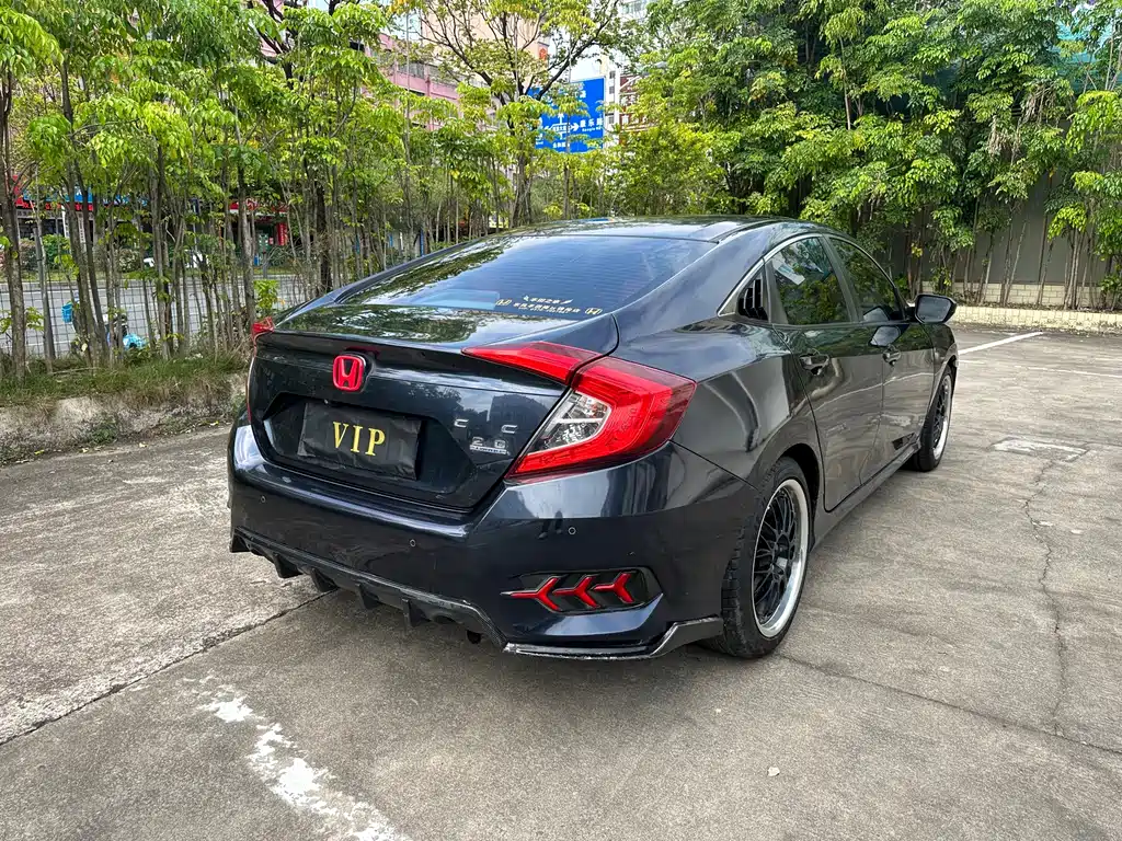 Honda Civic — фото 9
