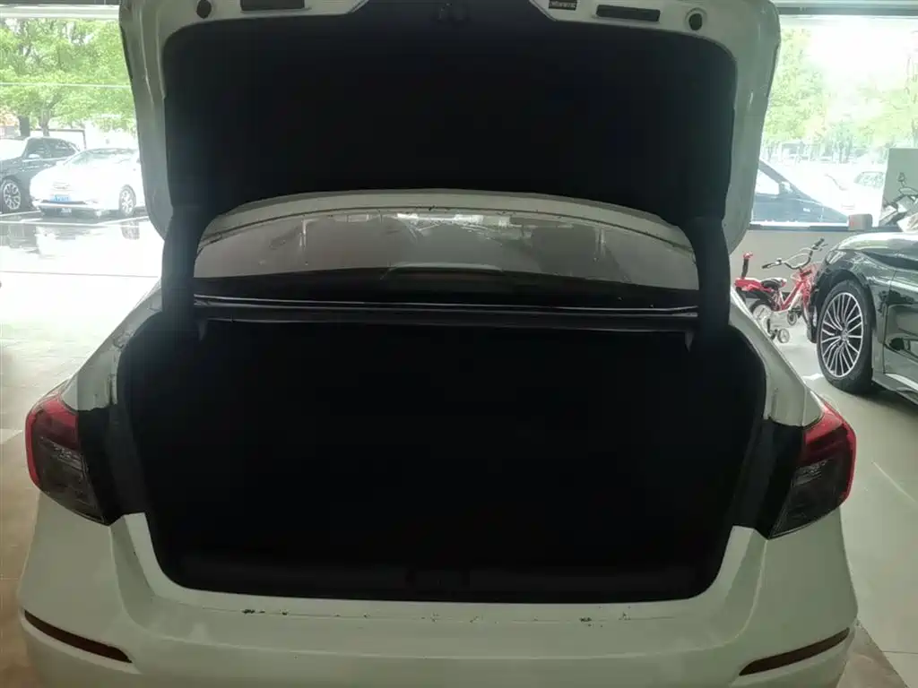 Honda Civic — фото 19