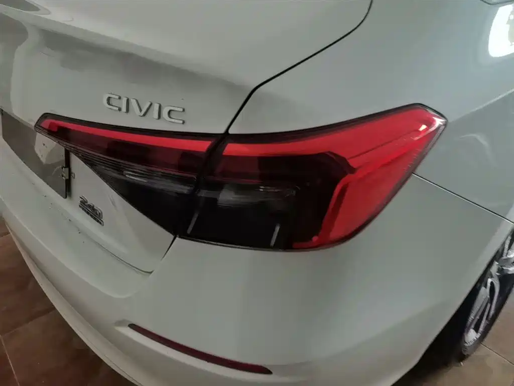 Honda Civic — фото 8