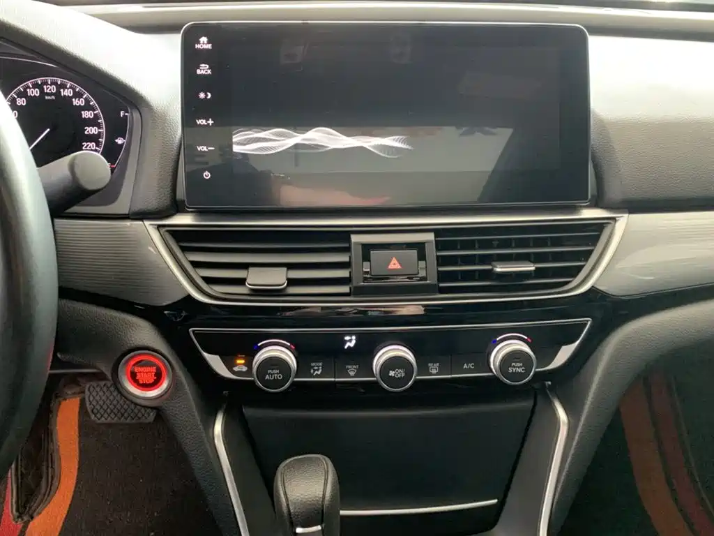 Honda Inspire — фото 13