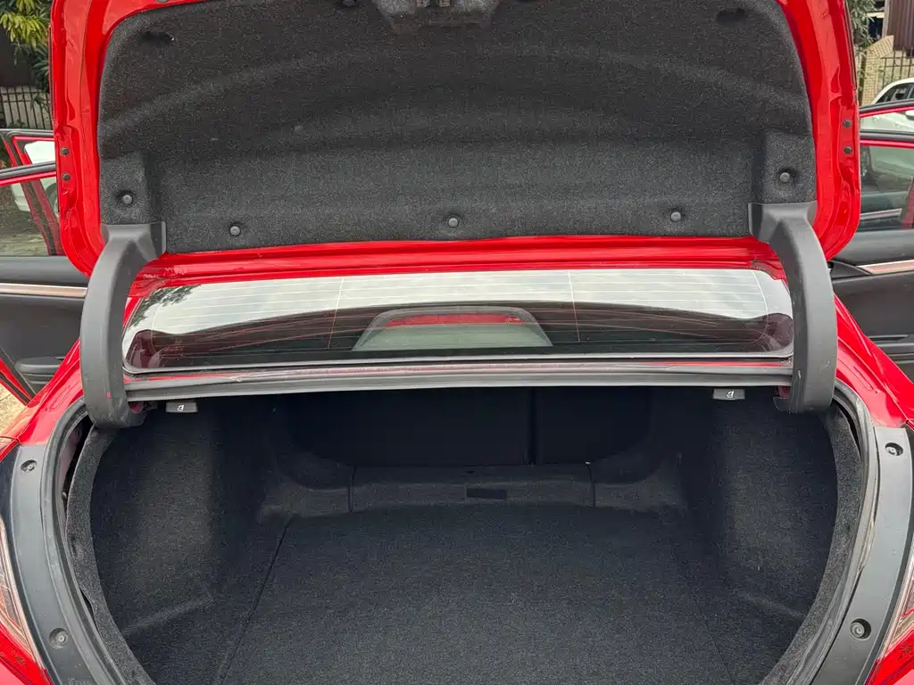 Honda Civic — фото 11