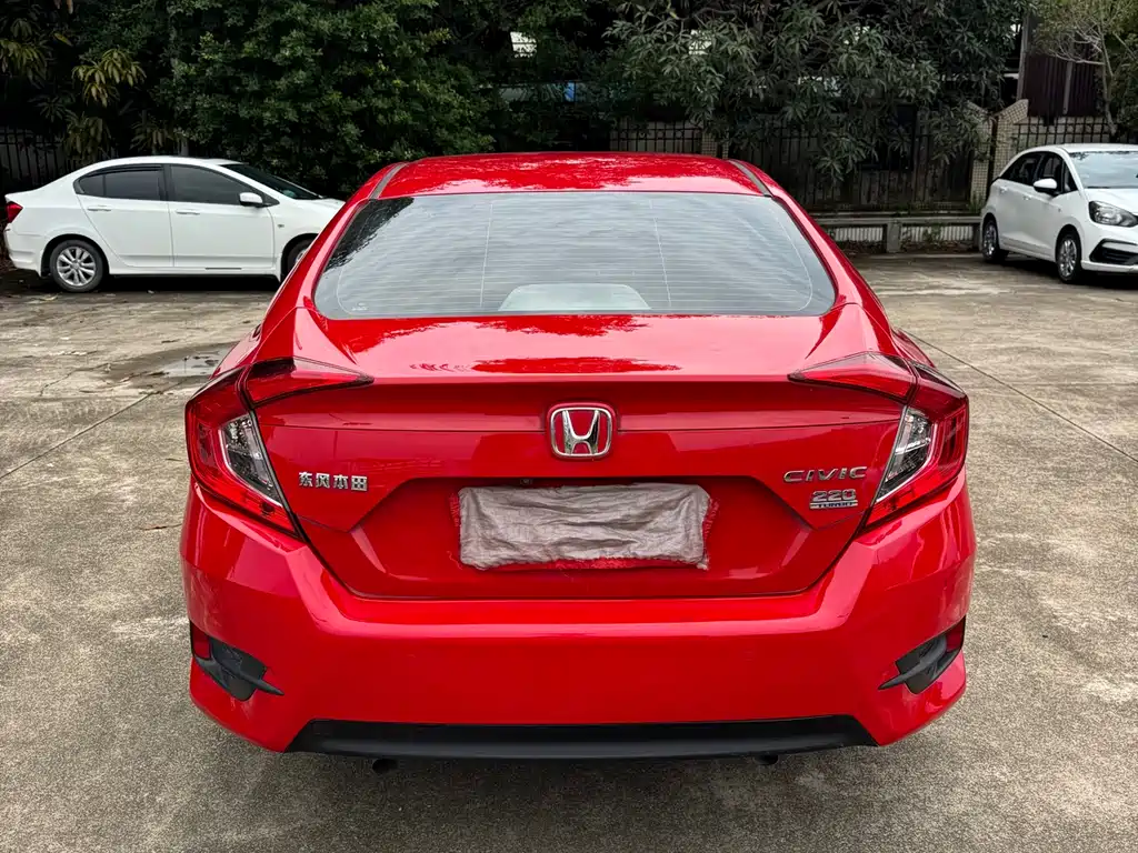 Honda Civic — фото 5