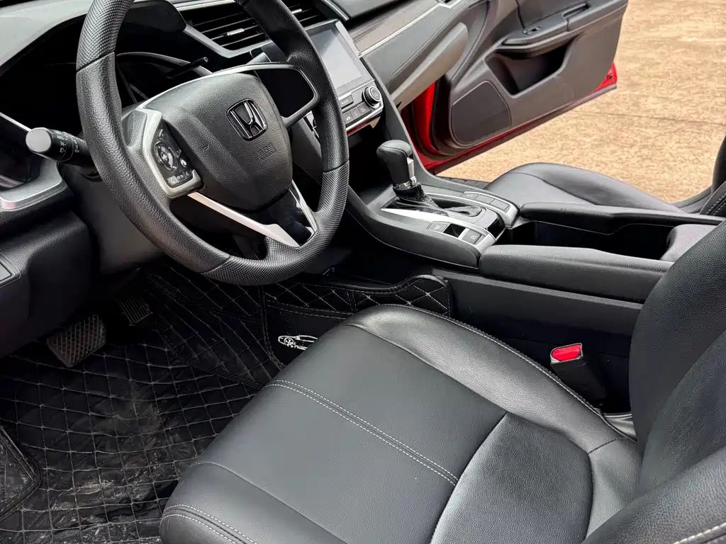 Honda Civic — фото 7
