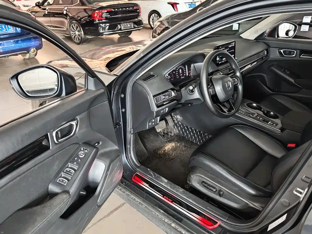 Honda Civic — фото 7