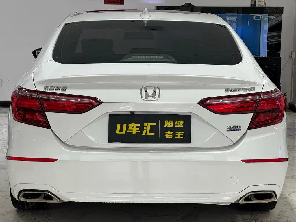 Honda Inspire — фото 8