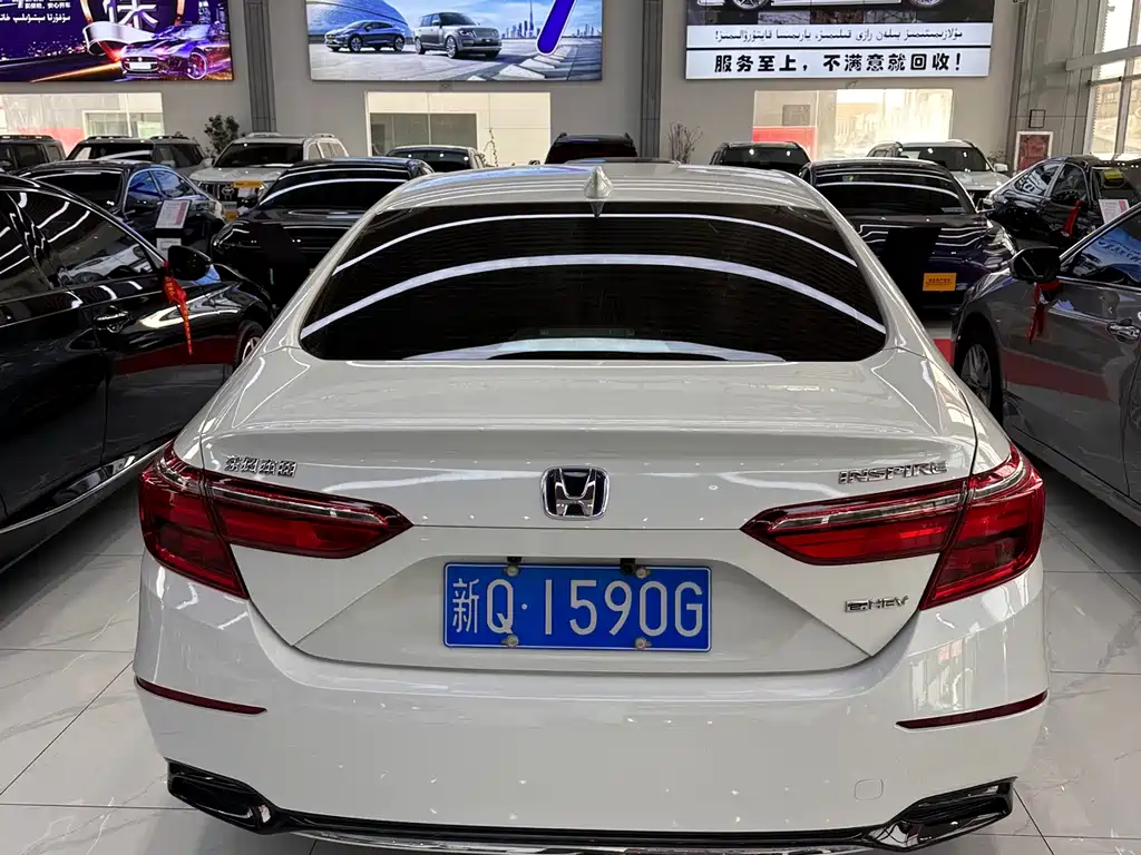Honda Inspire — фото 10