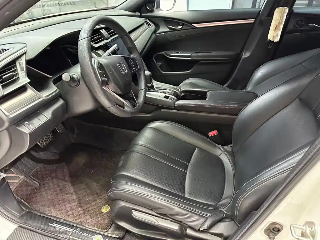 Honda Civic — фото 4