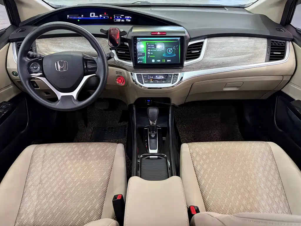 Honda Jade — фото 20