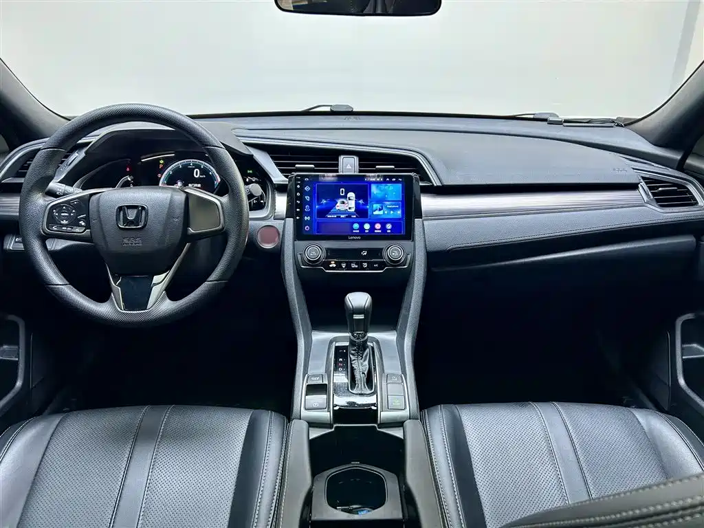 Honda Civic — фото 15