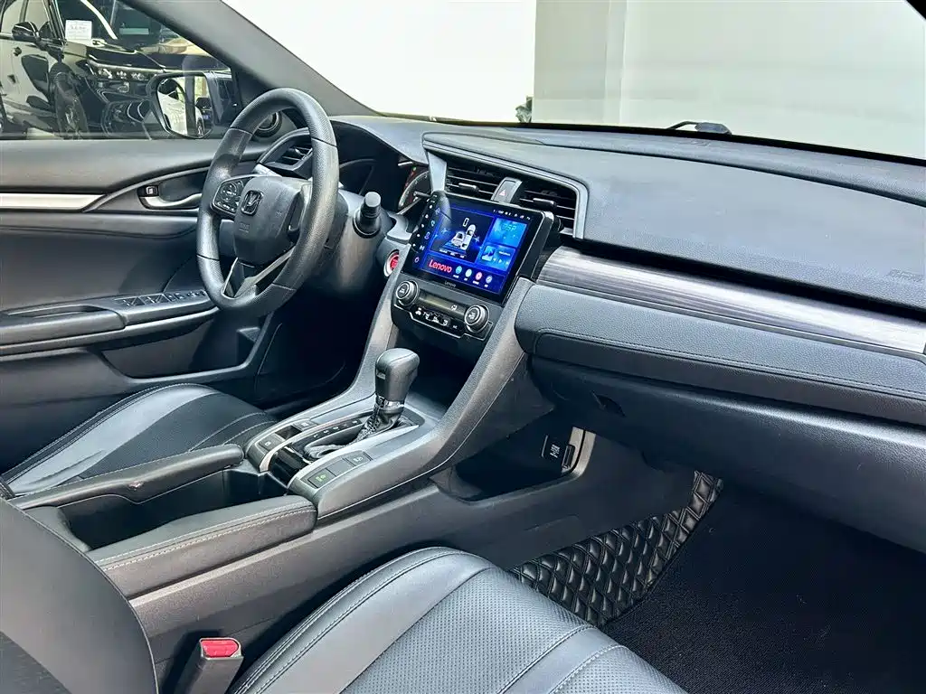 Honda Civic — фото 18