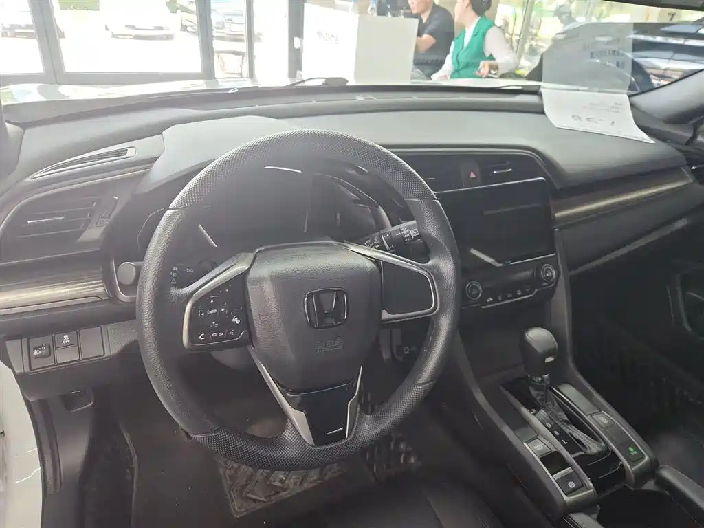 Honda Civic — фото 5
