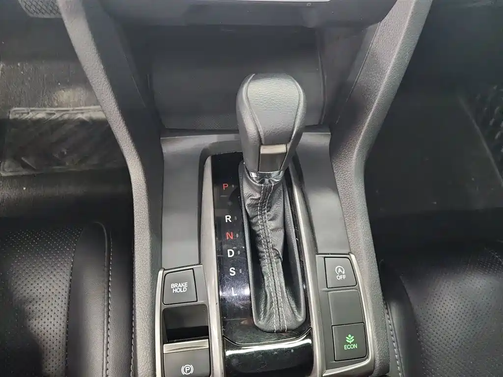 Honda Civic — фото 10