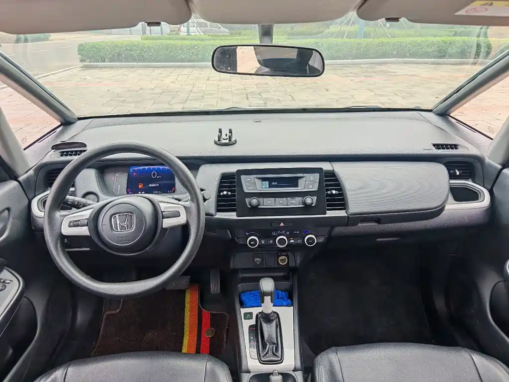 Honda Fit — фото 9