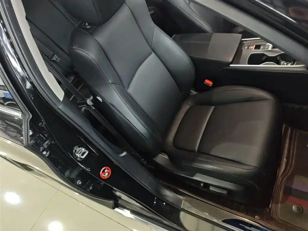 Honda Accord — фото 25